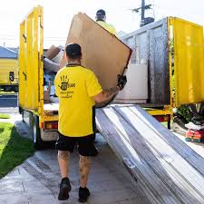 Best Mattress Disposal  in Eldora, IA